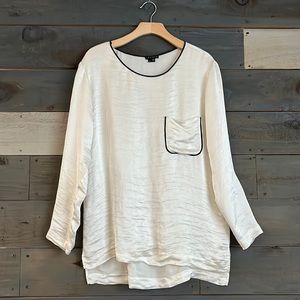 THEORY Tehya Pearl White Black Piping Long Sleeve Crinkle Satin Effect Tunic Top